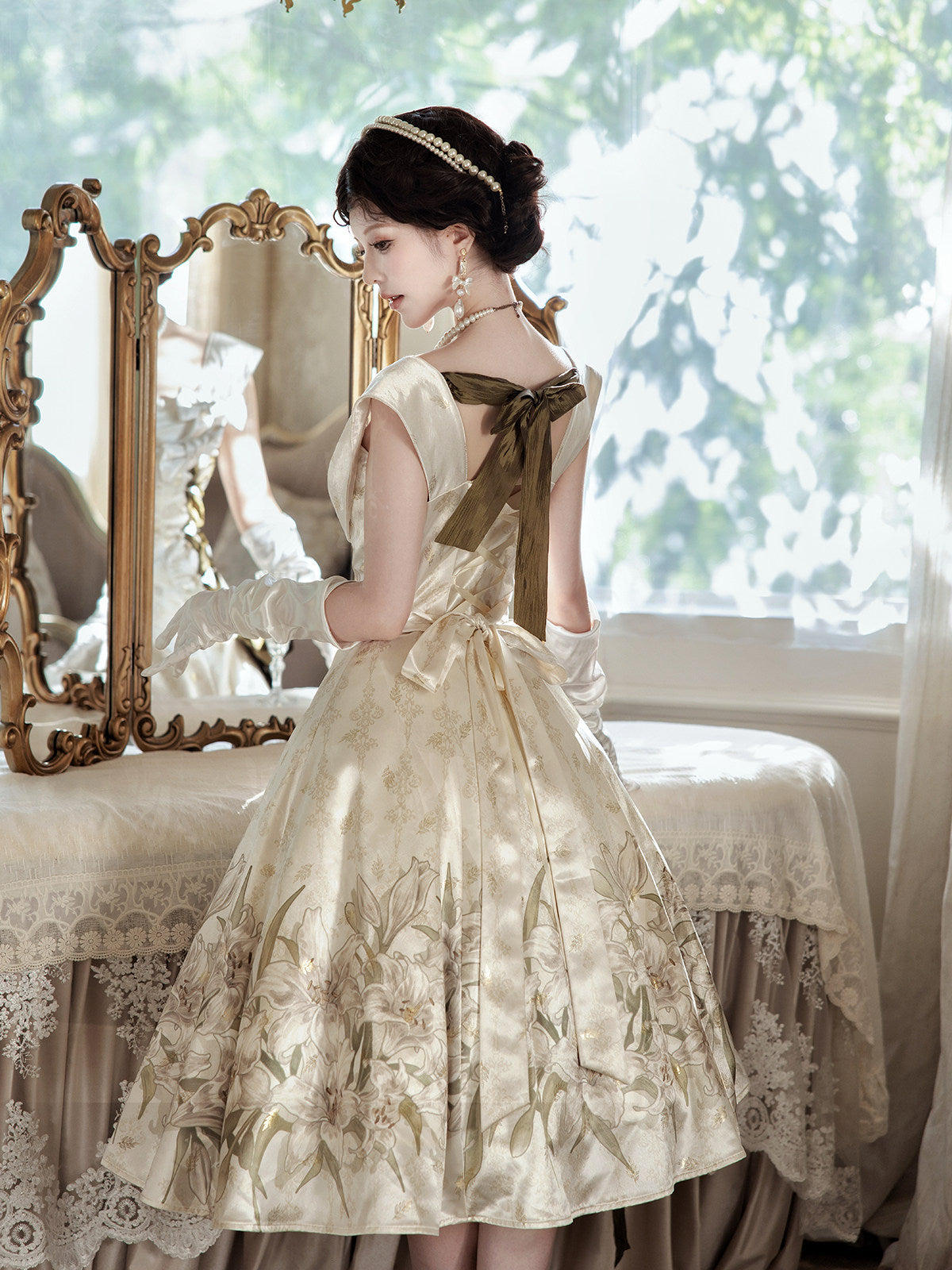 Vacation of Lily Classic Lolita Satin JSK Dress- Ivory Lily Print Elegant- S-2XL